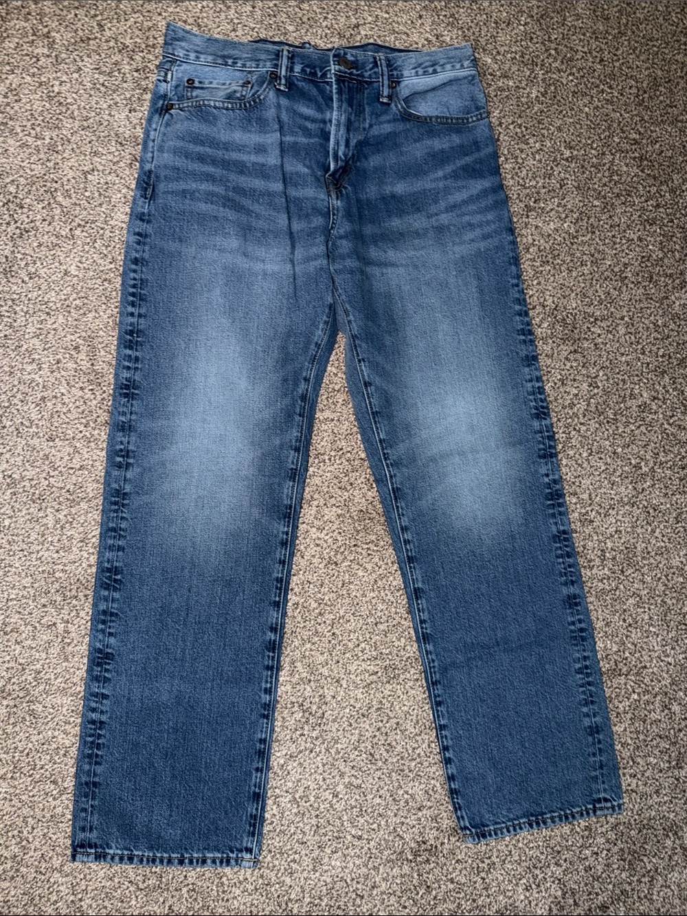 American Eagle Outfitters Men's Straight Jeans — Medium Blue Denim